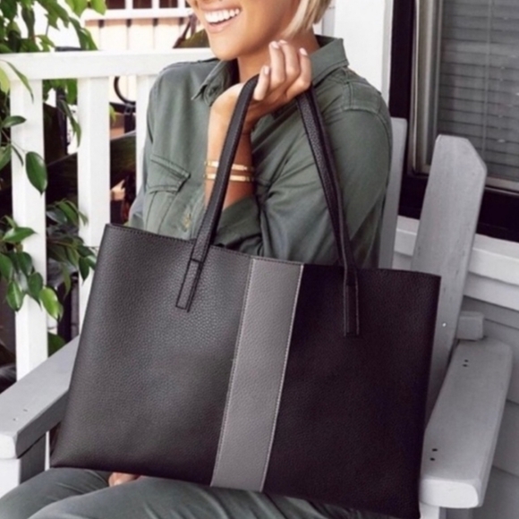 ❄️3\$18 Vince Camuto Leather Laptop Bag - Picture 2 of 5